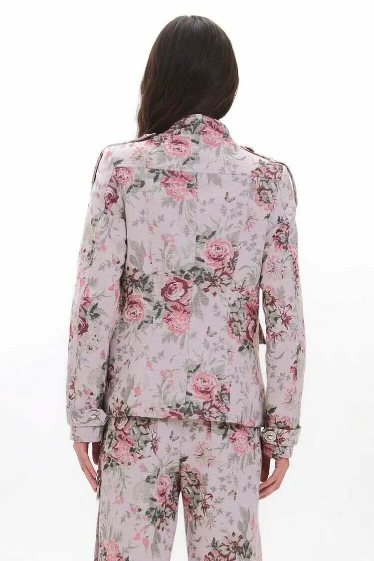 Imagem de Casaco Samara Jacquard Floral Le Blog